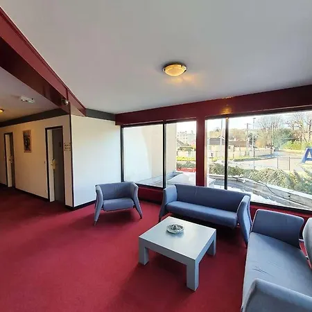 Kyriad Fargeau Ponthierry - Apollonia 3*