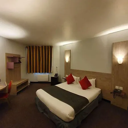Kyriad Fargeau Ponthierry - Apollonia 3* Saint-Fargeau-Ponthierry