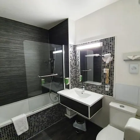 Kyriad Fargeau Ponthierry - Apollonia Hotel