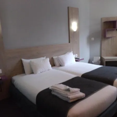Kyriad Fargeau Ponthierry - Apollonia Hotel
