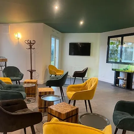 Hotel Kyriad Fargeau Ponthierry - Apollonia