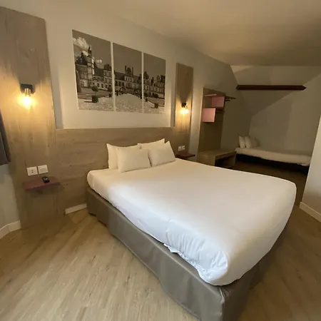 Kyriad Fargeau Ponthierry - Apollonia Hotel Saint-Fargeau-Ponthierry