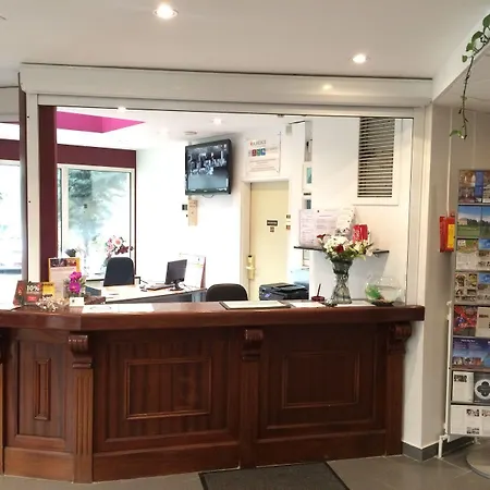 Kyriad Fargeau Ponthierry - Apollonia Hotel Saint-Fargeau-Ponthierry