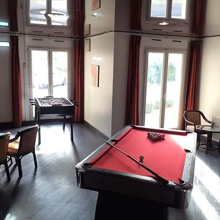 Kyriad Fargeau Ponthierry - Apollonia 3* Saint-Fargeau-Ponthierry