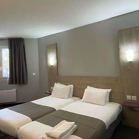 Kyriad Fargeau Ponthierry - Apollonia