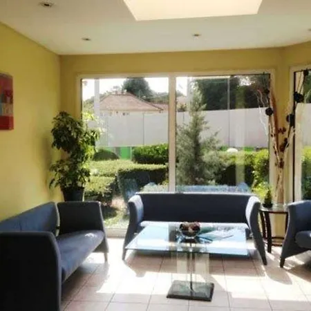 Hotel Kyriad Fargeau Ponthierry - Apollonia