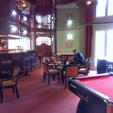 Kyriad Fargeau Ponthierry - Apollonia